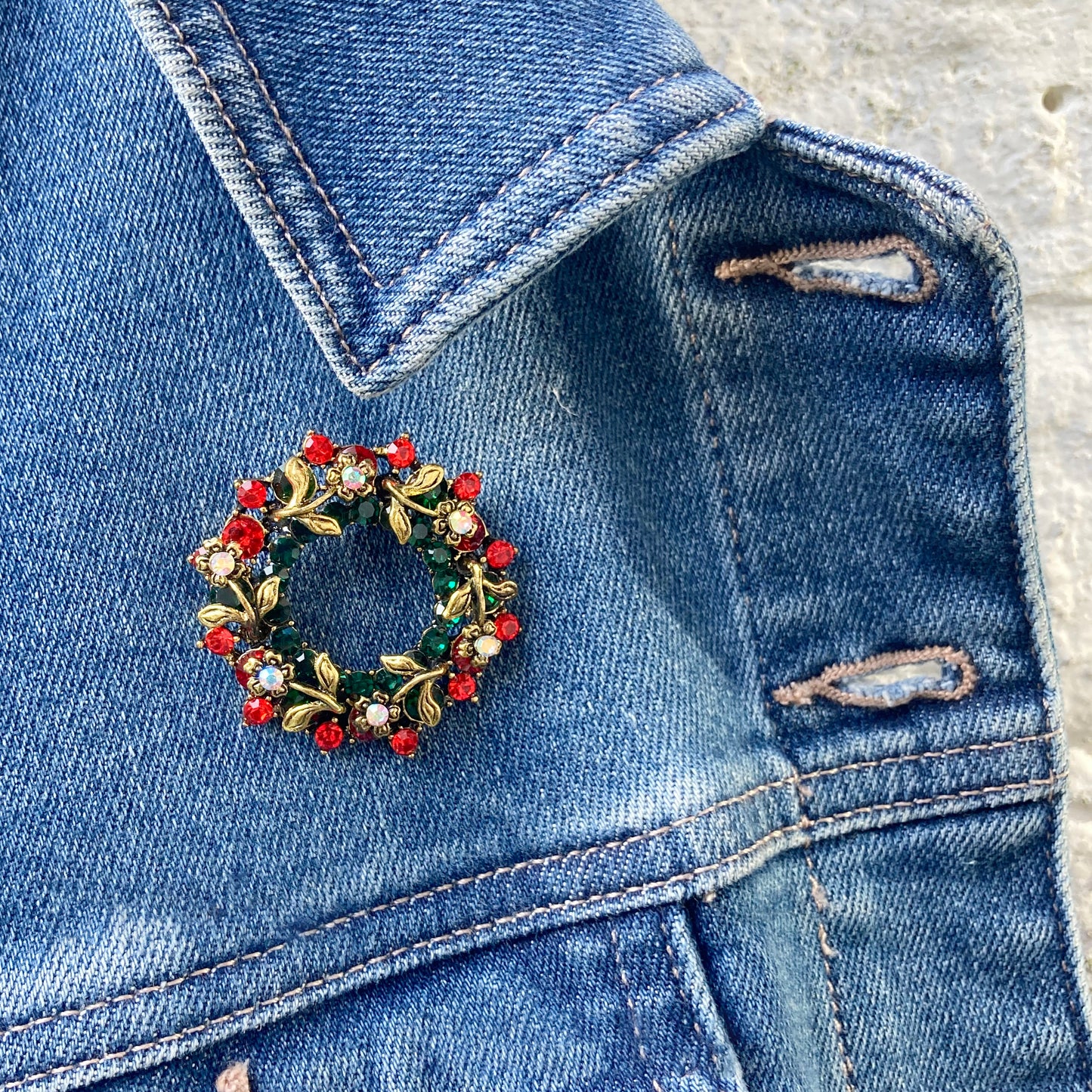 Vintage Christmas Wreath Brooch