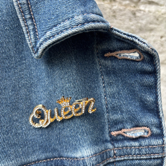 Queen crown rhinestone brooch with sparkling crystals