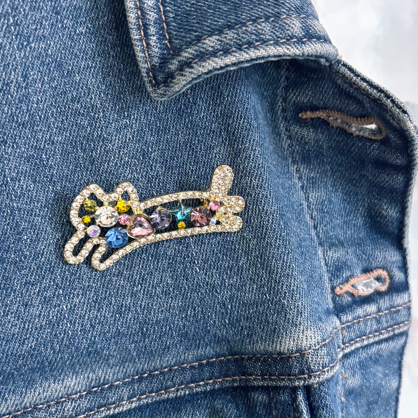 Rhinestone Cat Brooch